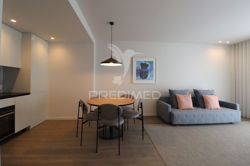 Apartment T2 Modern in the center Azurém Guimarães - parking space, kitchen, garage