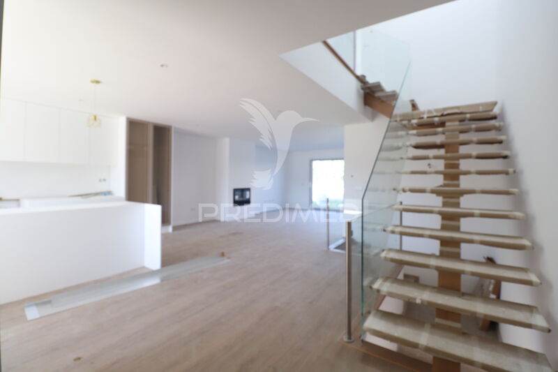 House V3 nieuw townhouse Braga - excellent location, central heating