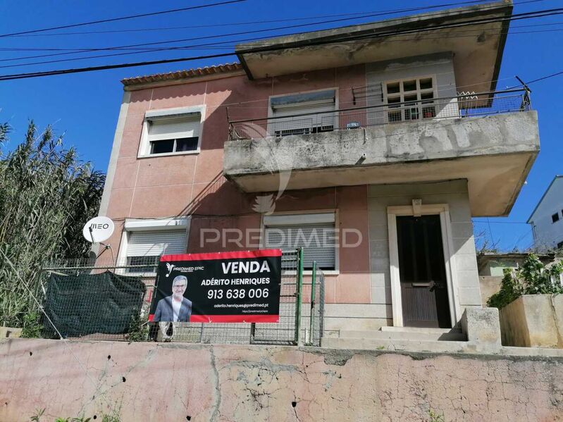 House 5 bedrooms Isolated Almada