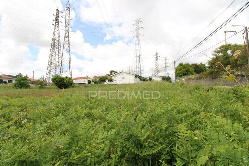 Land with 951.50sqm Maia