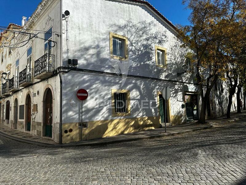 Building in the center Elvas