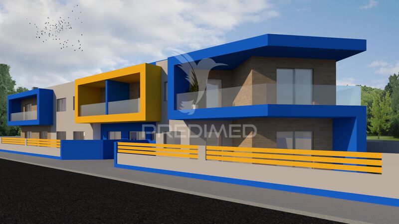 апартаменты T2 в процессе строительства Setúbal - солнечные панели, экипированная кухня, веранда, 1º этаж, веранды, парковка, сад, барбекю, r/c, сигнализация, двойные стекла, плавающие полы, гараж