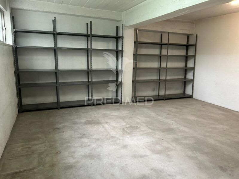Garage with 27.50sqm Oeiras - spacious