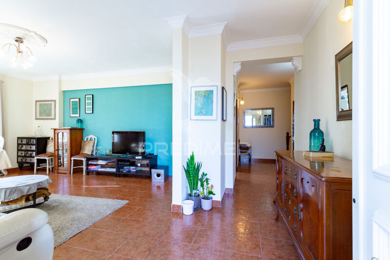 House/Villa 3 bedrooms Fernão Ferro Seixal - balconies, fireplace, garden, attic, garage, balcony, green areas, barbecue, terrace