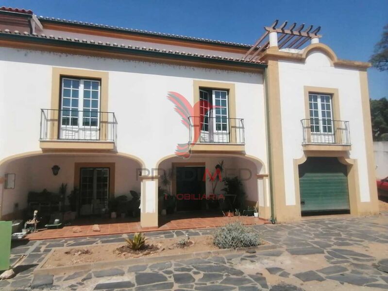 Moradia V5 Fortios Portalegre - garagem, piscina, jardim, cozinha equipada