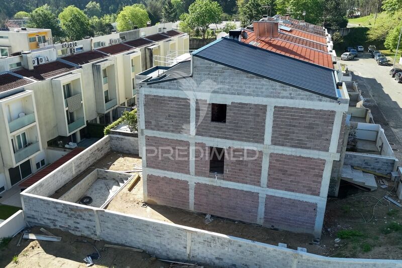 House nieuw V3 Tadim Braga - automatic gate, swimming pool, garden, equipped kitchen, garage, air conditioning