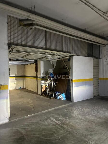 Garagem com 24m2 Vila Nova de Famalicão - arrumos