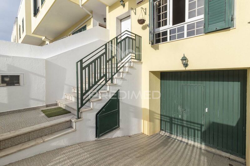 House 2 bedrooms townhouse Almada - attic, fireplace, balcony, garage, terrace, air conditioning, balconies