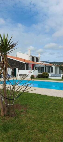 House V4 São Mateus Angra do Heroísmo - swimming pool, fireplace, balcony, garden, garage, barbecue, terrace, terraces