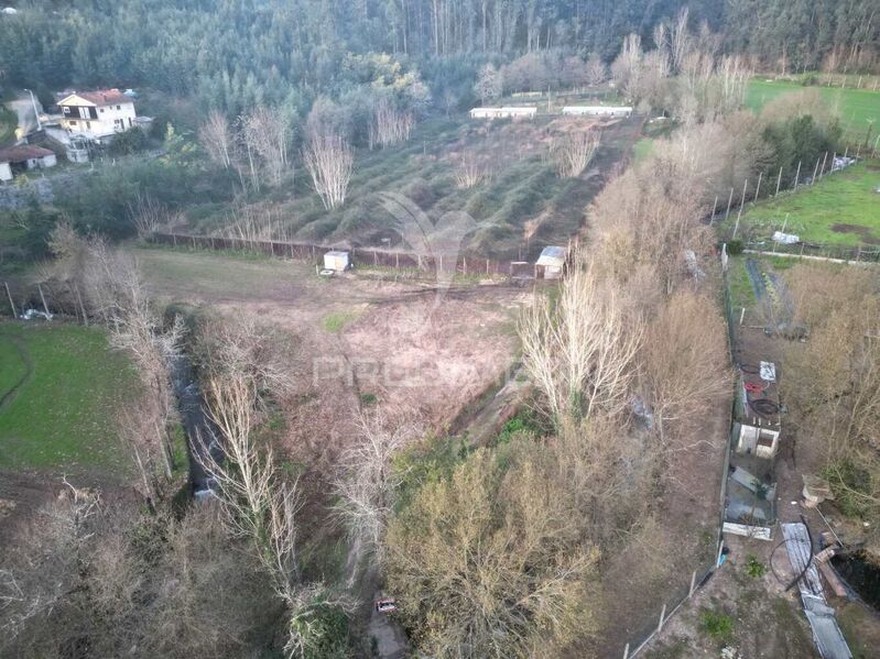 Land with 21500sqm Guimarães