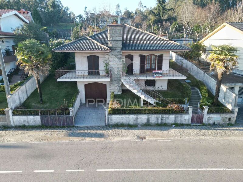 House V5 in good condition Prazins (Santa Eufémia) Guimarães - air conditioning, garden, garage