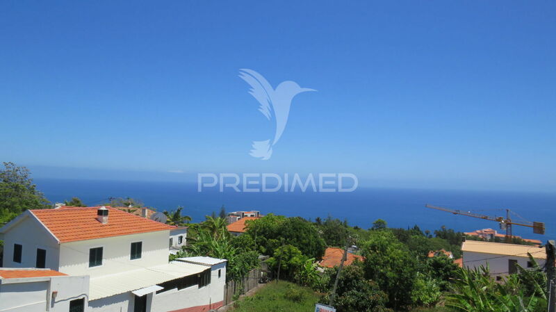 Land with 4400sqm Santo António Funchal