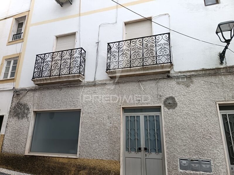 Apartamento T1 Moderno Elvas - arrecadação