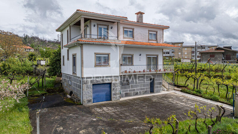 House Typical in the center V5 Baião - garage, backyard, swimming pool, balcony, central heating