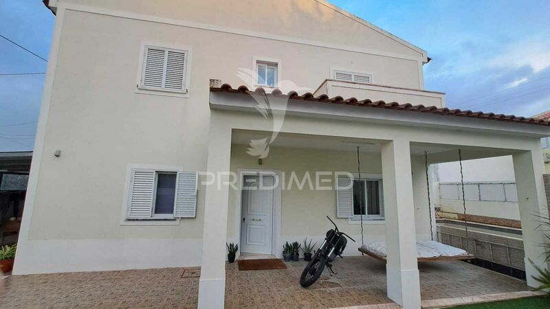 House Modern 3 bedrooms Alhos Vedros Moita - barbecue, garage, swimming pool, balcony