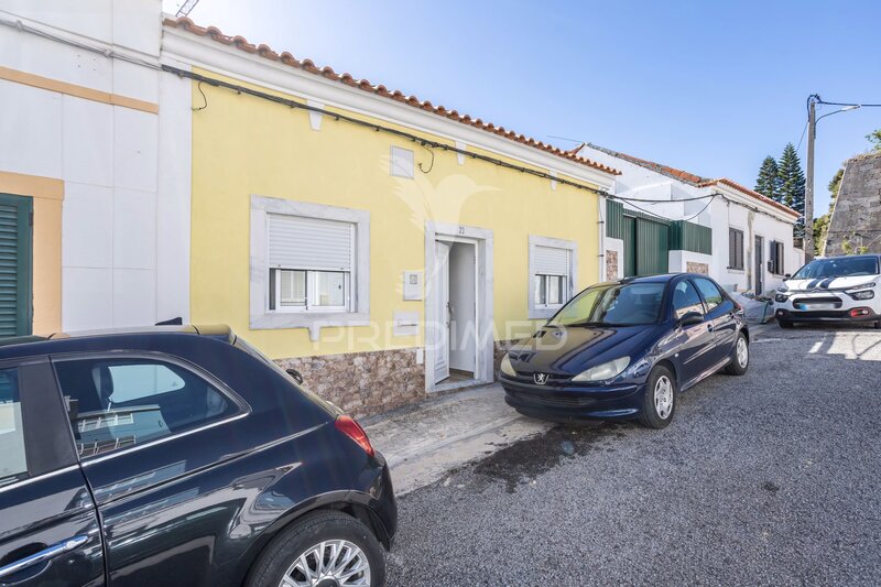 Moradia V4 Remodelada perto da praia Setúbal - marquise, cozinha equipada, parqueamento
