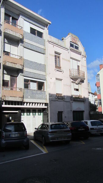 Venda Prédio para reconstruir Porto