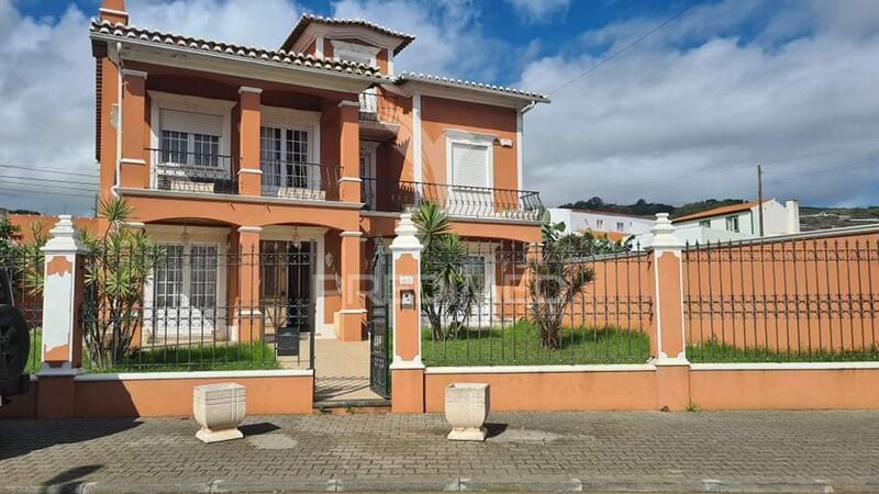 House 4 bedrooms Luxury Porto Judeu Angra do Heroísmo - swimming pool, backyard, attic, garage