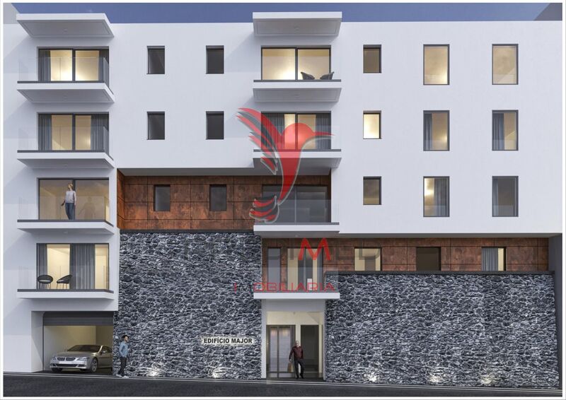 Apartamento novo T1 para venda Sé Funchal - varandas, isolamento térmico, garagem, painéis solares, isolamento acústico