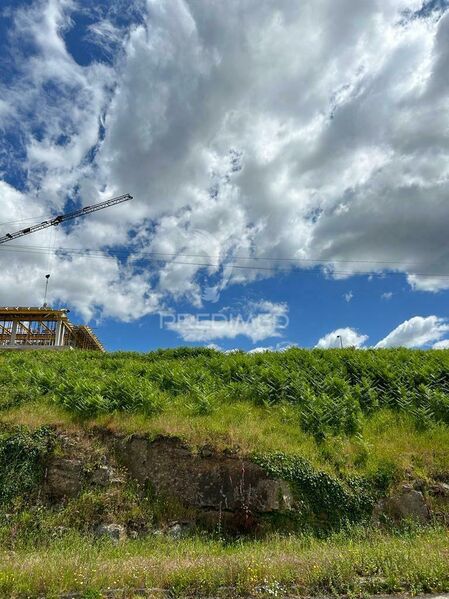 Lote de terreno novo para construção Ruivães Vila Nova de Famalicão - excelente localização, zona muito calma