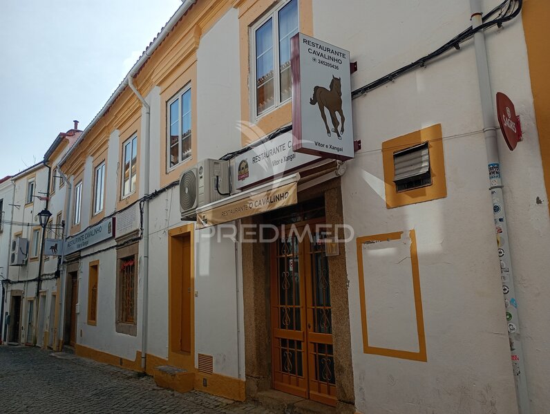 Casa/Vivenda V9 Portalegre - quintal