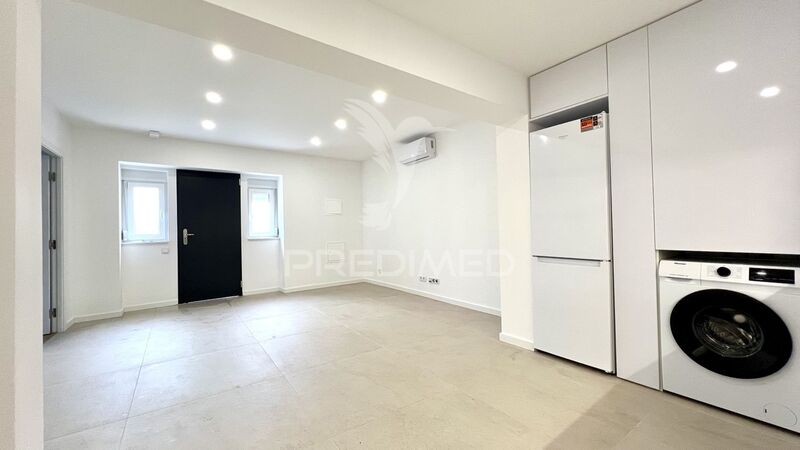 Apartamento Moderno T1 Alhos Vedros Moita - equipado, ar condicionado