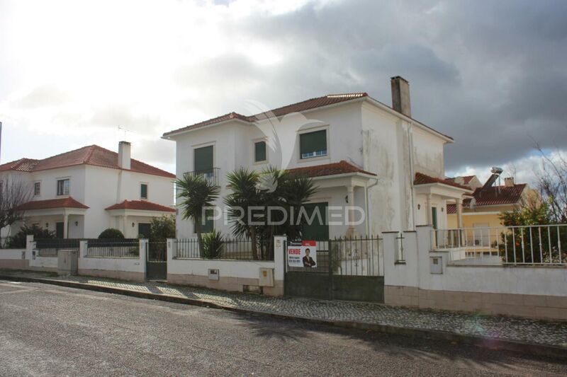 House 5 bedrooms in good condition Rio Maior - balcony, fireplace, garden, swimming pool, barbecue, tennis court