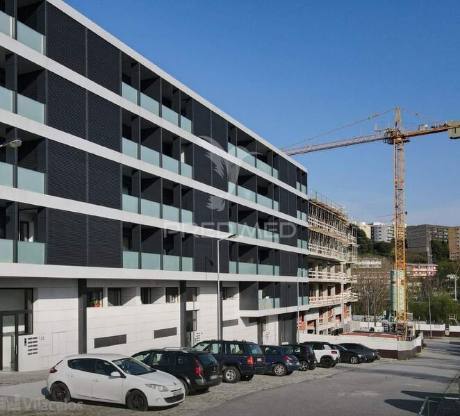 апартаменты T2 Azurém Guimarães - термоизоляция, веранды, система кондиционирования, звукоизоляция, веранда, гараж