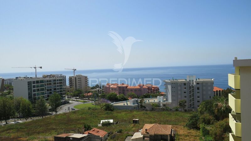 апартаменты T3 в отличном состоянии São Martinho Funchal - 4º этаж, подсобное помещение, гараж, вид на море, частный кондоминиум, веранда