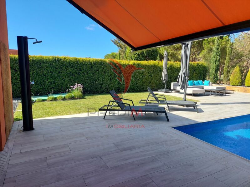 House 3 bedrooms Quarteira Loulé - store room, garage, swimming pool, tennis court, fireplace, garden