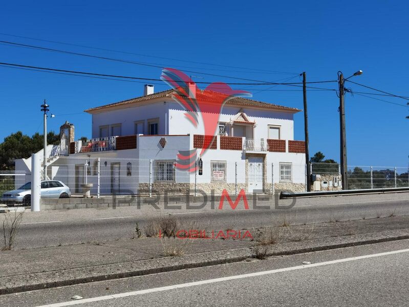 Casa/Vivenda V5 Bugalhos Alcanena para vender