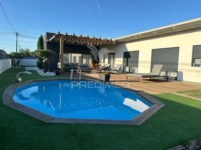 House Single storey 3 bedrooms Alcobaça - swimming pool, double glazing, air conditioning, fireplace, barbecue