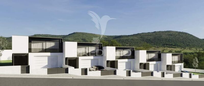 Home neues V3 Priscos Braga - automatic gate, garage, air conditioning, garden, alarm, solar panel