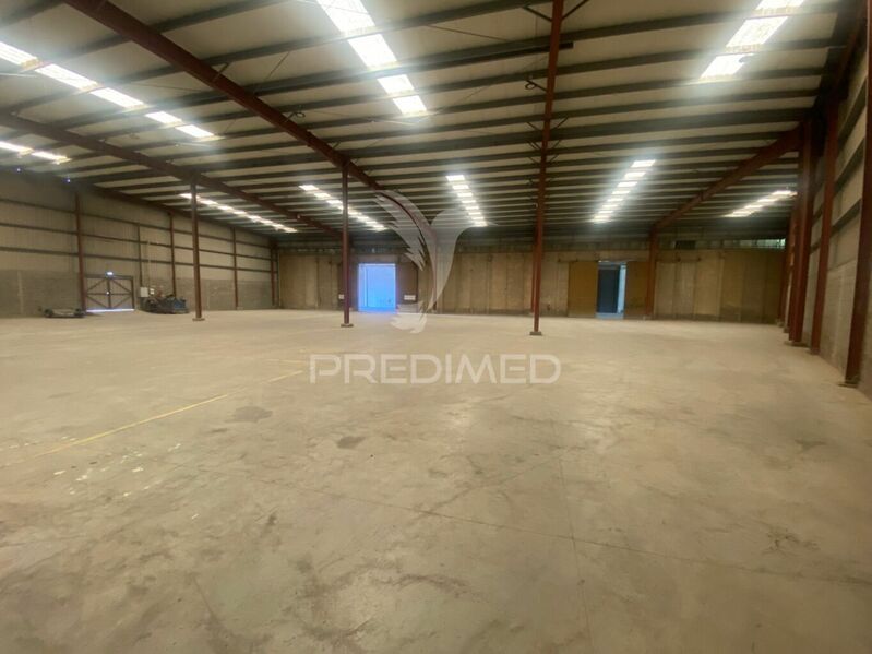 Warehouse Industrial with 1580sqm Alenquer - easy access