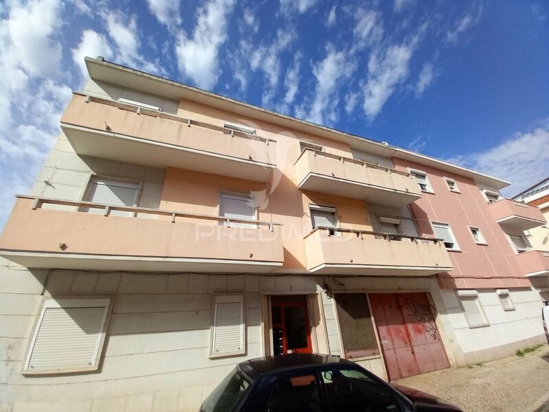 Apartment Refurbished well located T1 Venteira Amadora