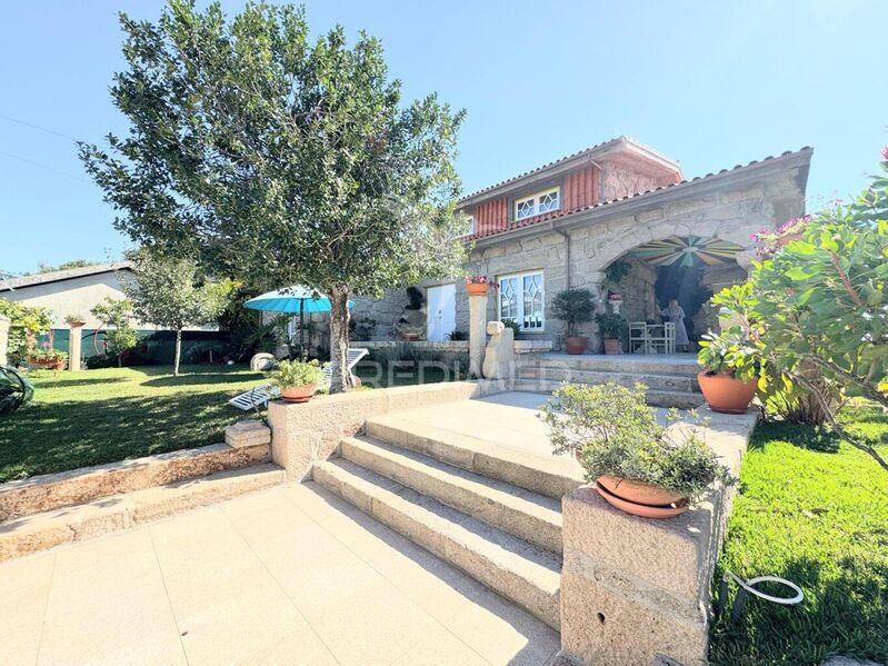 House/Villa V4 Guimarães - , ,