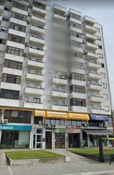 Apartamento Remodelado no centro T3 Peso da Régua