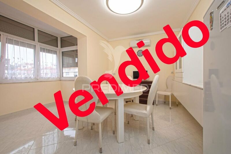 Apartamento T3 Arrentela Seixal - ar condicionado, mobilado