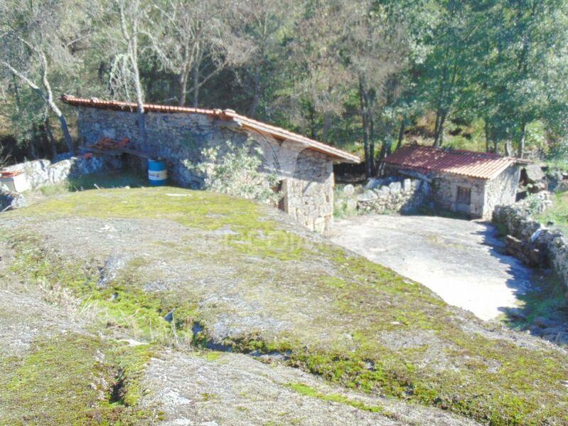 Terreno plano Vila Real - bons acessos