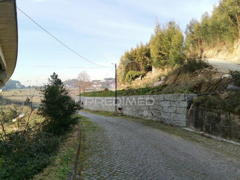 Land with ruin Braga - excellent access