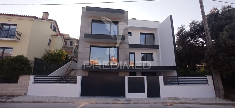 House V4 Loures - solar panels, garden, barbecue, balcony, garage, fireplace, air conditioning, balconies, quiet area, double glazing