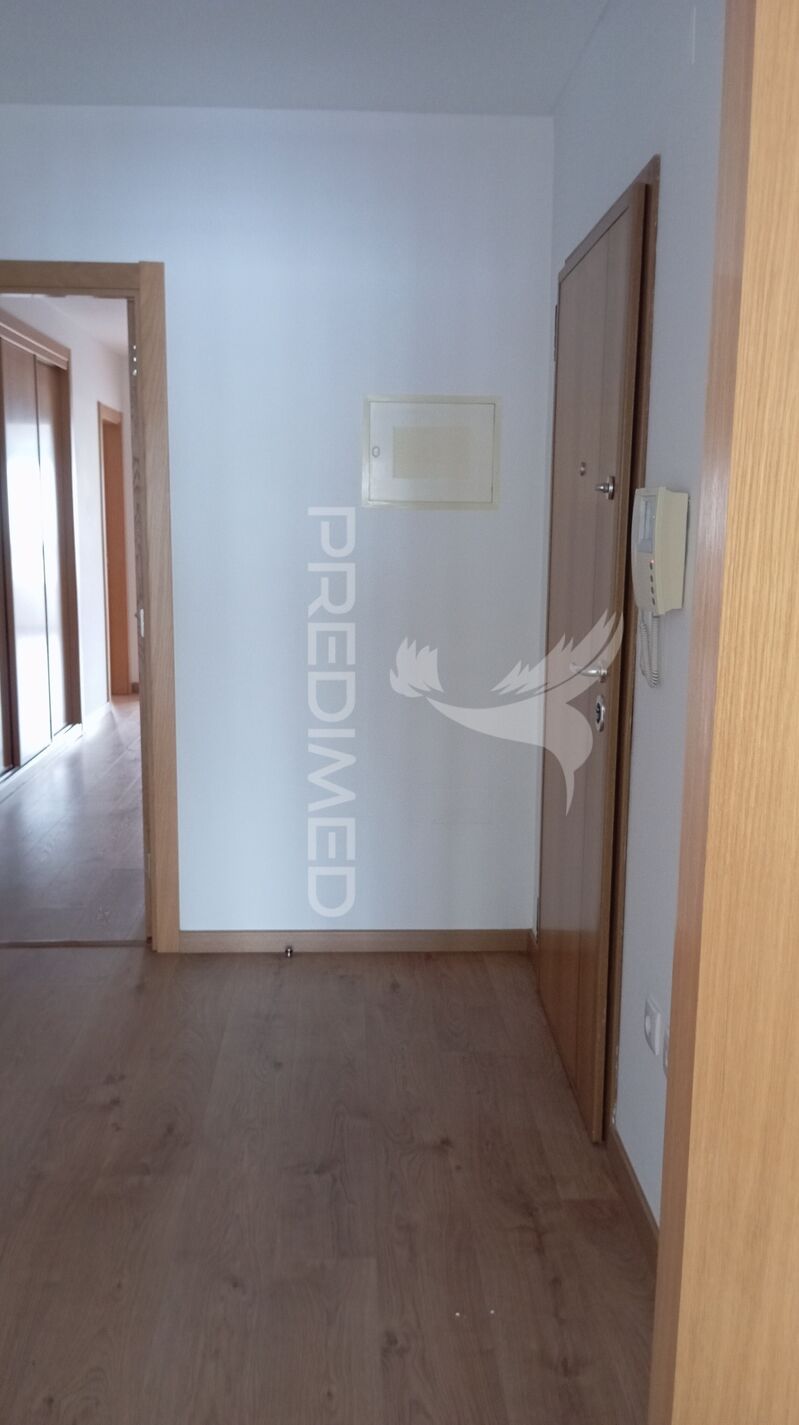 Apartamento T3 Algueirão-Mem Martins Sintra - lareira, parqueamento, cozinha equipada