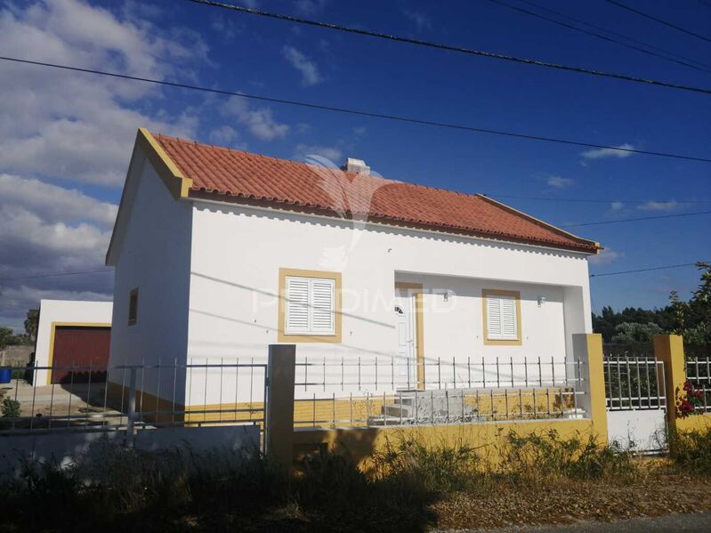 House V2 Renovated Grândola - attic, tiled stove, garage, equipped kitchen, garden