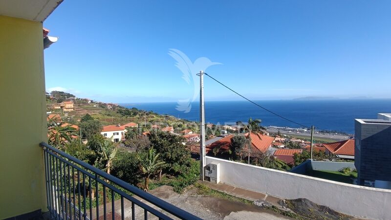 Moradia V3 Isolada Santa Cruz - jardim, garagem, vista mar, varanda