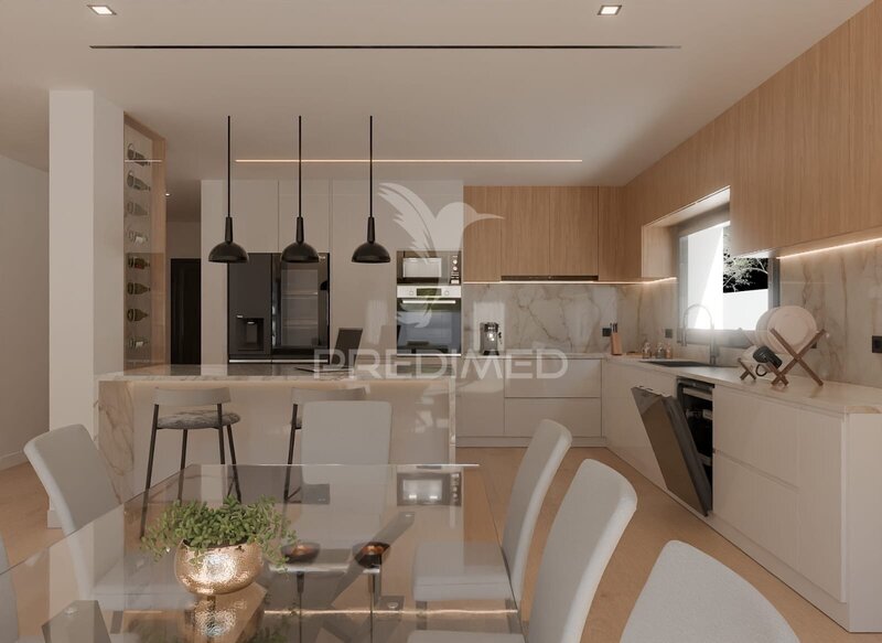 Casa nova V4 Meia Via Torres Novas - garagem, varanda, jardim, ar condicionado, portão automático
