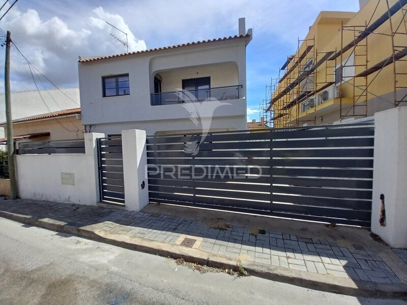 Maison V5 Amora Seixal - balcons, cuisine équipée, cheminée