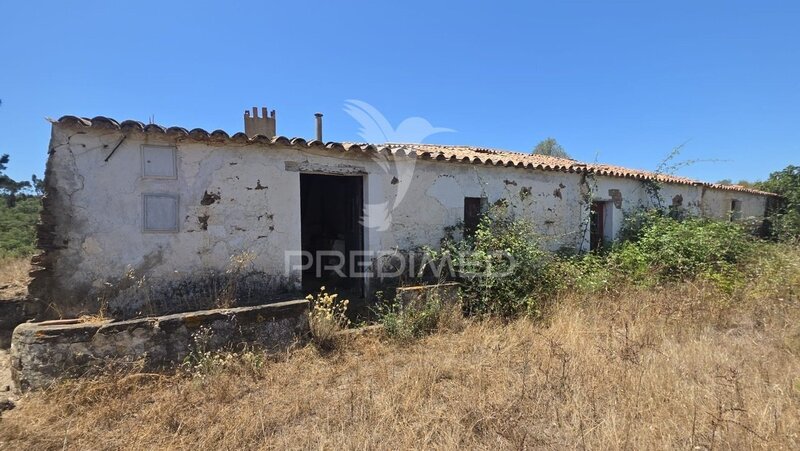 Farm 4 bedrooms São Marcos da Serra Silves - electricity, water, well