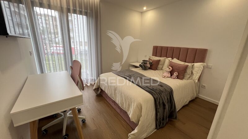 Apartment 3 bedrooms new Braga - air conditioning, double glazing, balcony, kitchen, balconies, garage