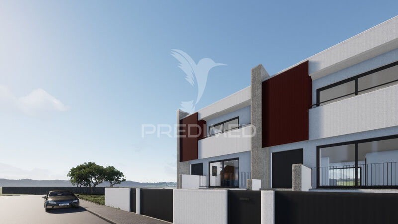 House V3 nueva Braga - automatic gate, air conditioning, equipped kitchen, garage