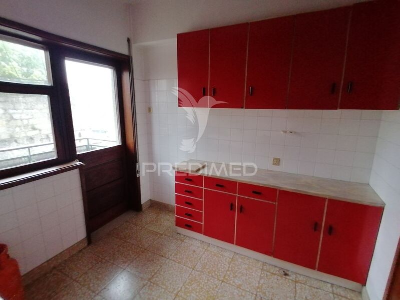 Apartment in the center 3 bedrooms Porto - balcony, kitchen, great location